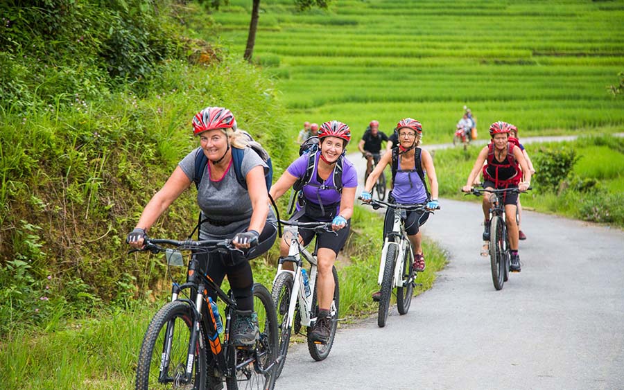 3 Weeks Vietnam Itinerary - hoi an bike tour